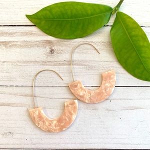 ✨3 for $15✨ iridescent pink half circle hoops